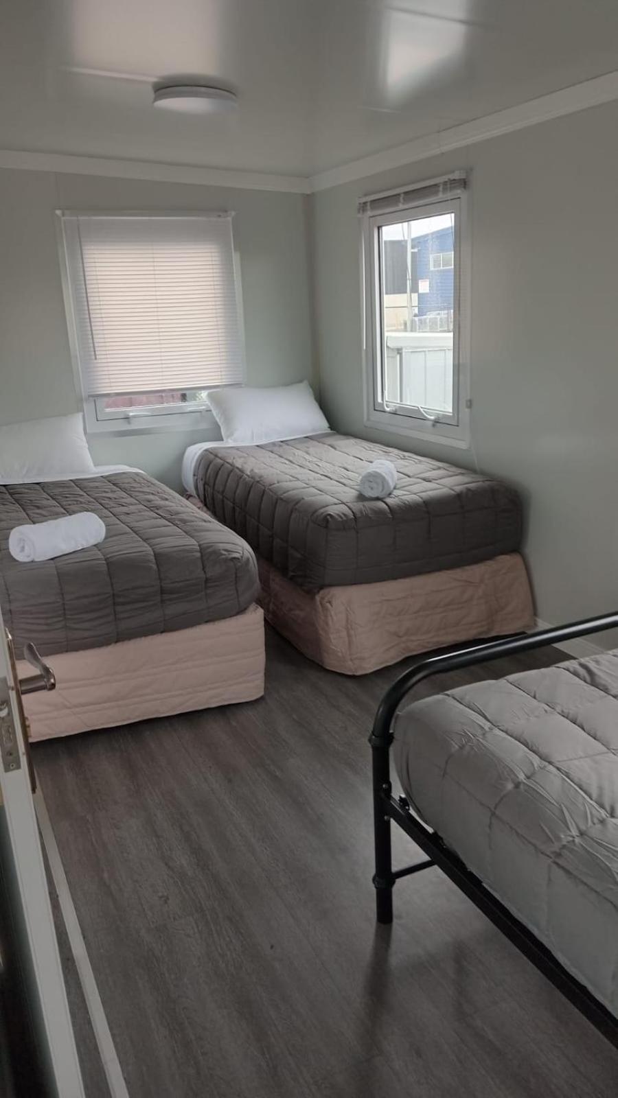 Queen Street Holiday Park Richmond Bagian luar foto